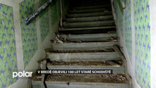 Bývalý OD Breda ukrýval tajemství. 100 let staré historické schodiště